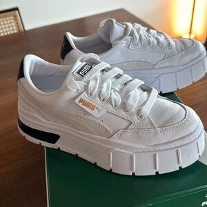 Puma Women's White & Grey Mayze Stacked Sneakers